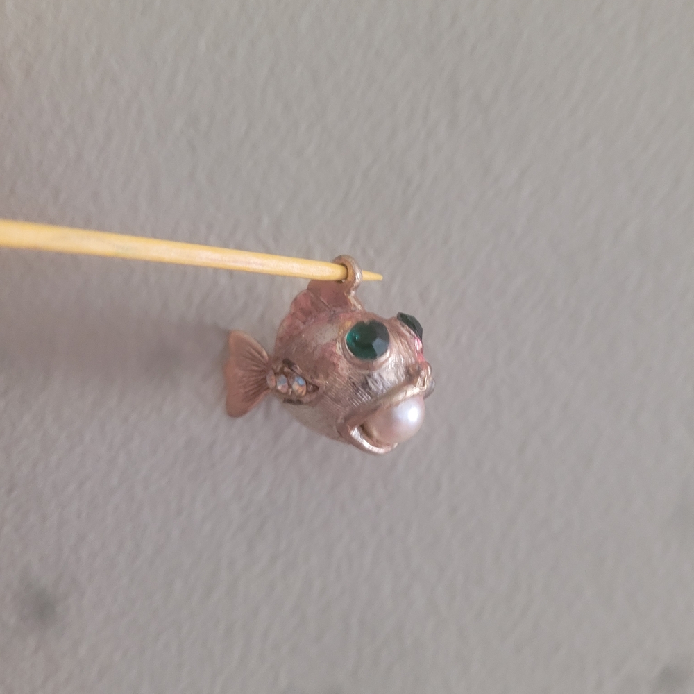 Vintage Fish Pendant With Pearl